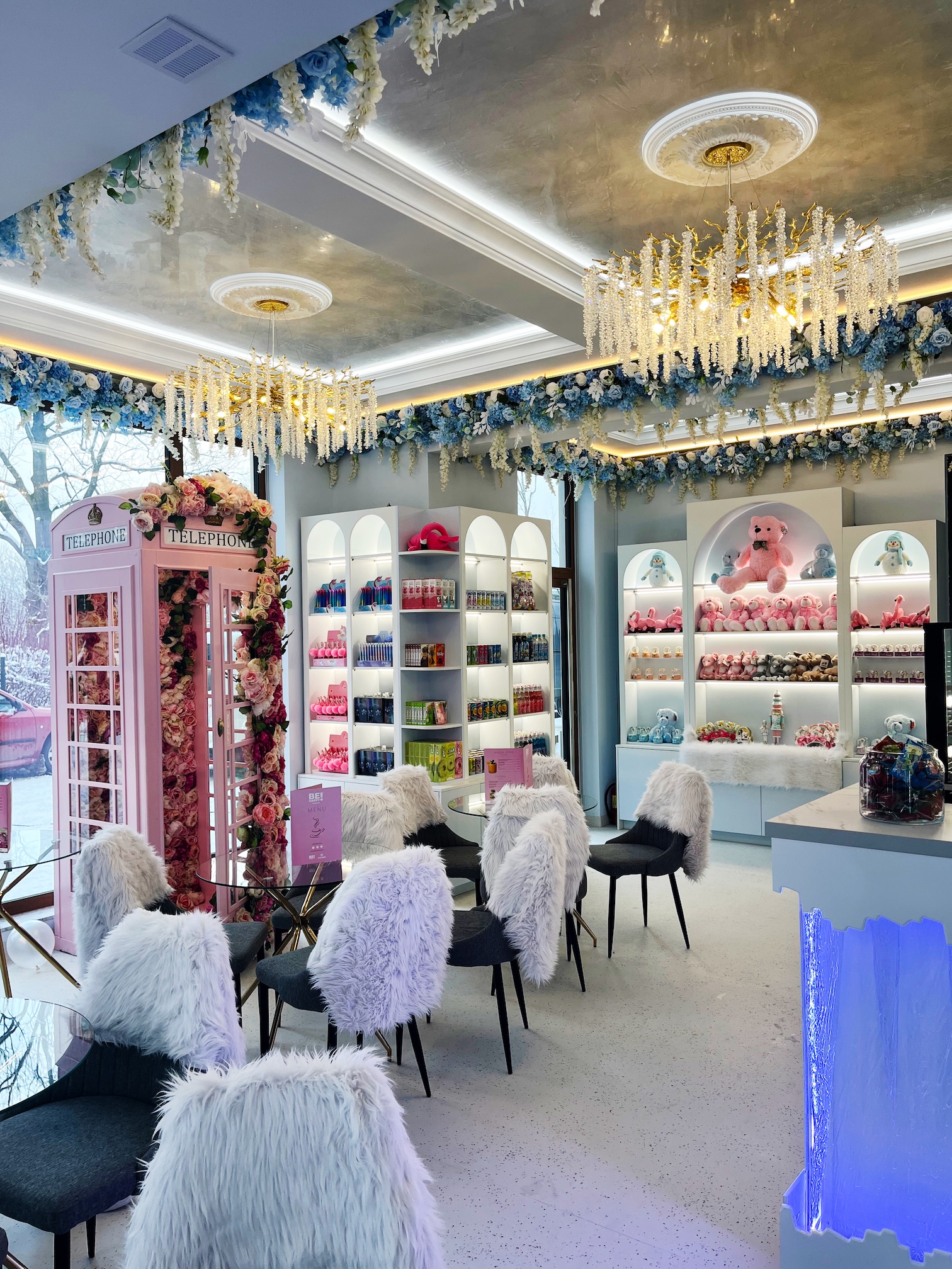 Yeti House by Be Happy Museum Zakopane